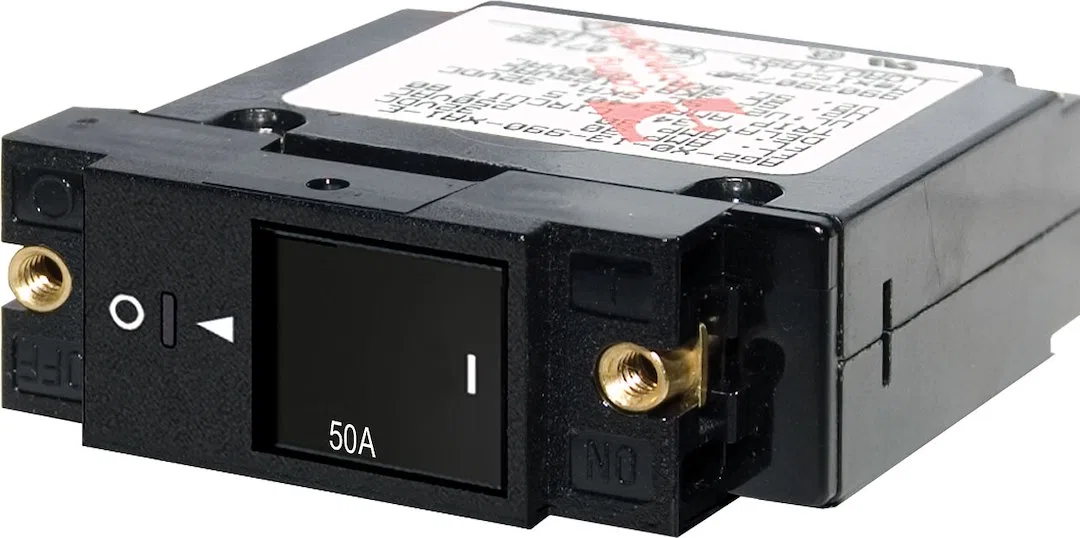 7433-BSS – BLUE SEA Circuit Breaker, 50 Ampere 240 Volt AC/ 32 Volt DC Single Pole Magnetic Hydraulic Type Restricted...